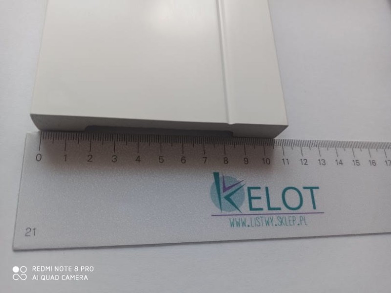 biała listwa przypodłogowa.jpg