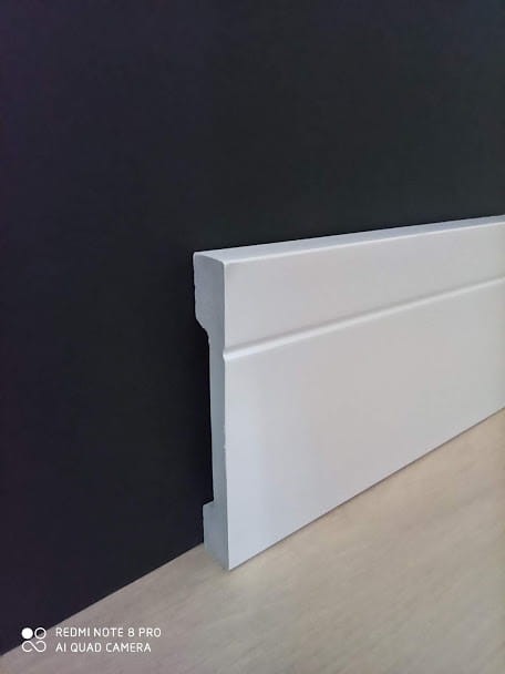 BIała twarda lisywa 10cm Korner.jpg