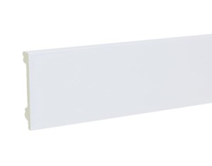 Biała listwa przypodłogowa KX5.jpg