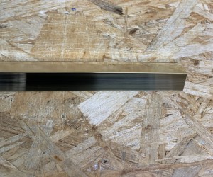 katownik blyszczacy.jpeg