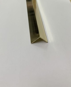 katownik mosiadz.jpeg