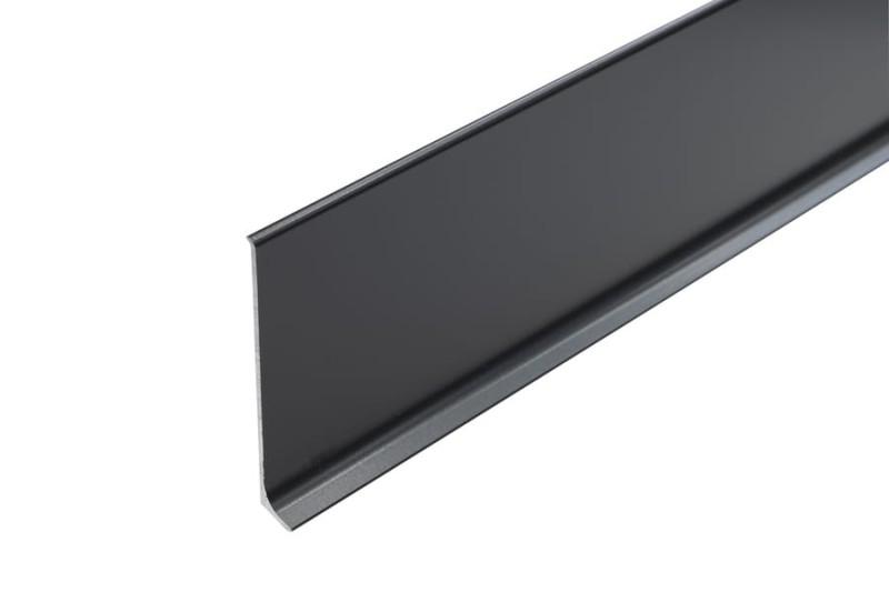 czarna listwa przypodłogowa aluminiowa 8cm.jpg