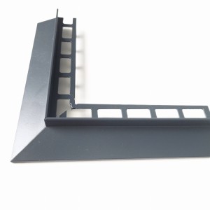 narożnik do profilu okapowego antracyt.jpg