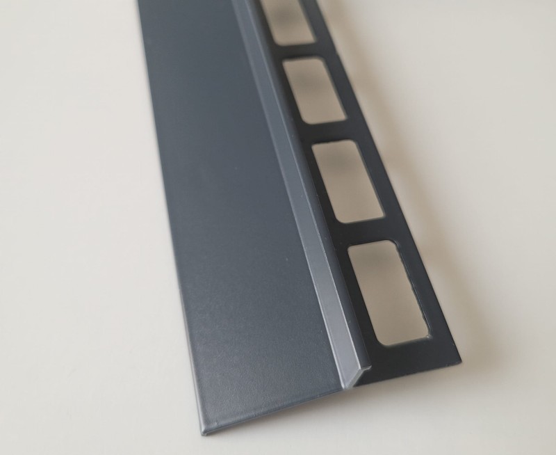 listwa okapowa antracyt 25mm.jpg