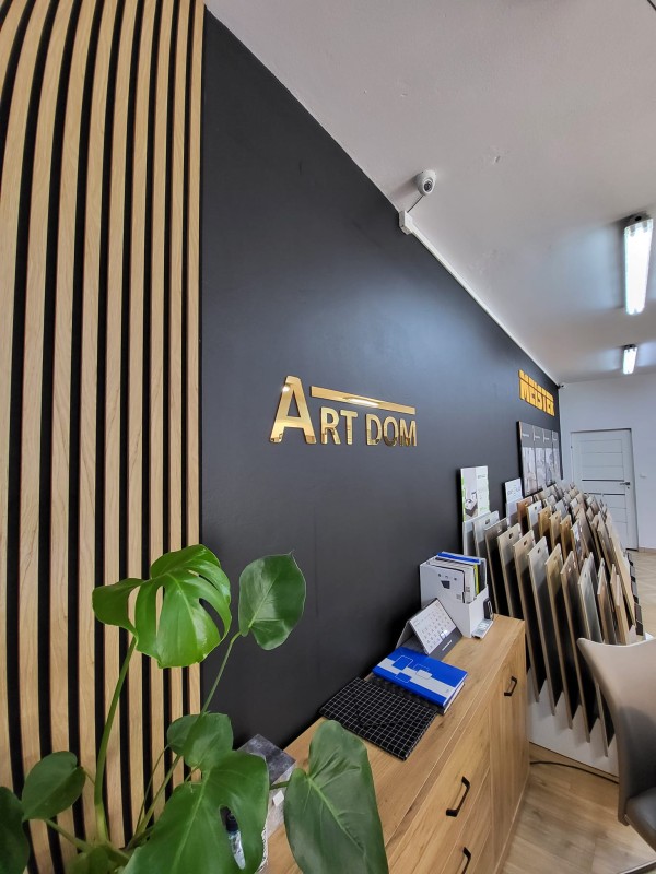 lamele na filcu w sklepie kolor dąb