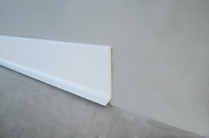 BA 600 AM Listwa biała przypodłogowa 4,5 cm 270 cm PROFILITEC